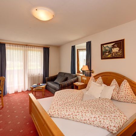Hotel Tyrol Planca di Sopra ภายนอก รูปภาพ