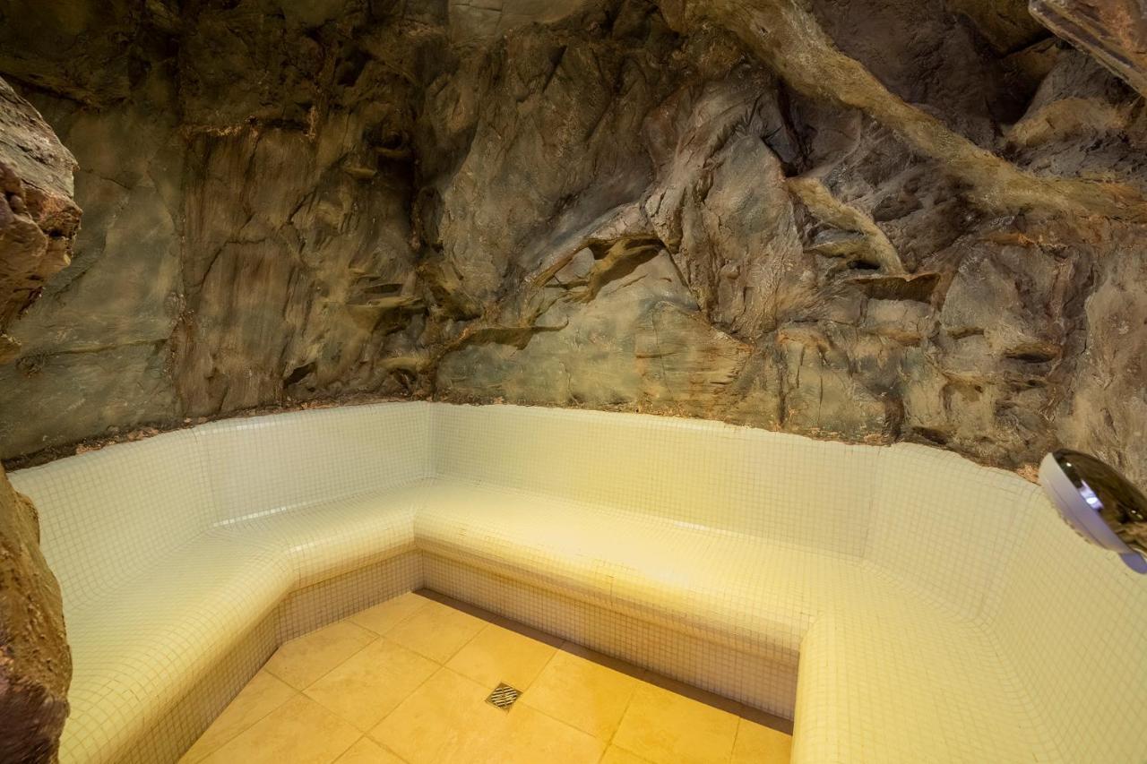 Hotel Tyrol Planca di Sopra ภายนอก รูปภาพ