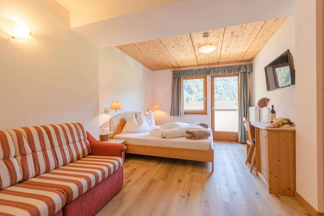 Hotel Tyrol Planca di Sopra ภายนอก รูปภาพ