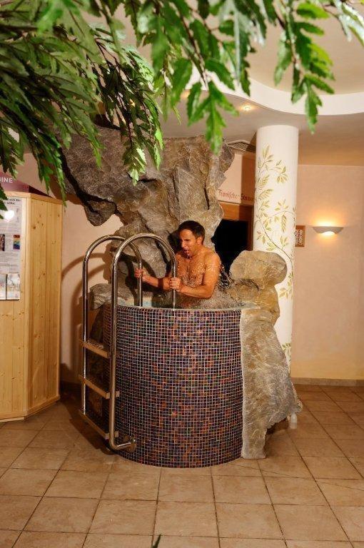 Hotel Tyrol Planca di Sopra ภายนอก รูปภาพ